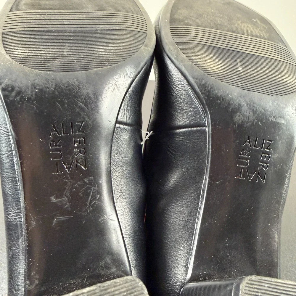 Naturalizer Naomi Pumps Women 9.5M Black Leather Block Heel Comfort Shoes Career